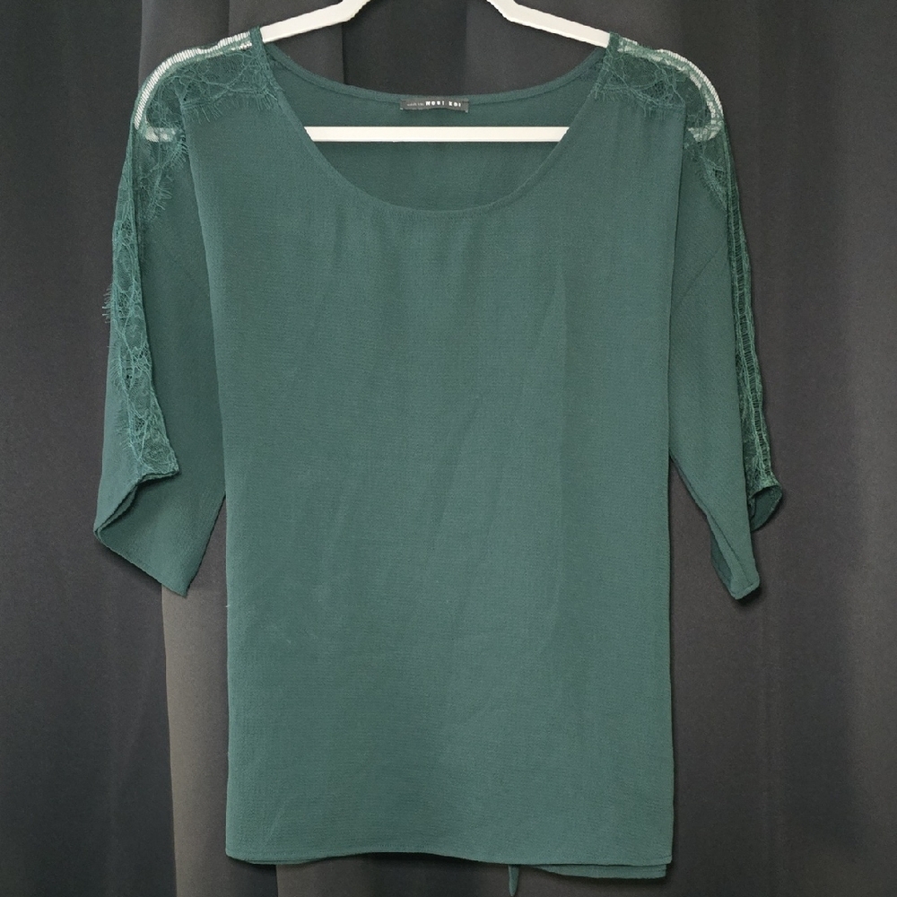 West Kei Forest Green Lace Sleeve Blouse